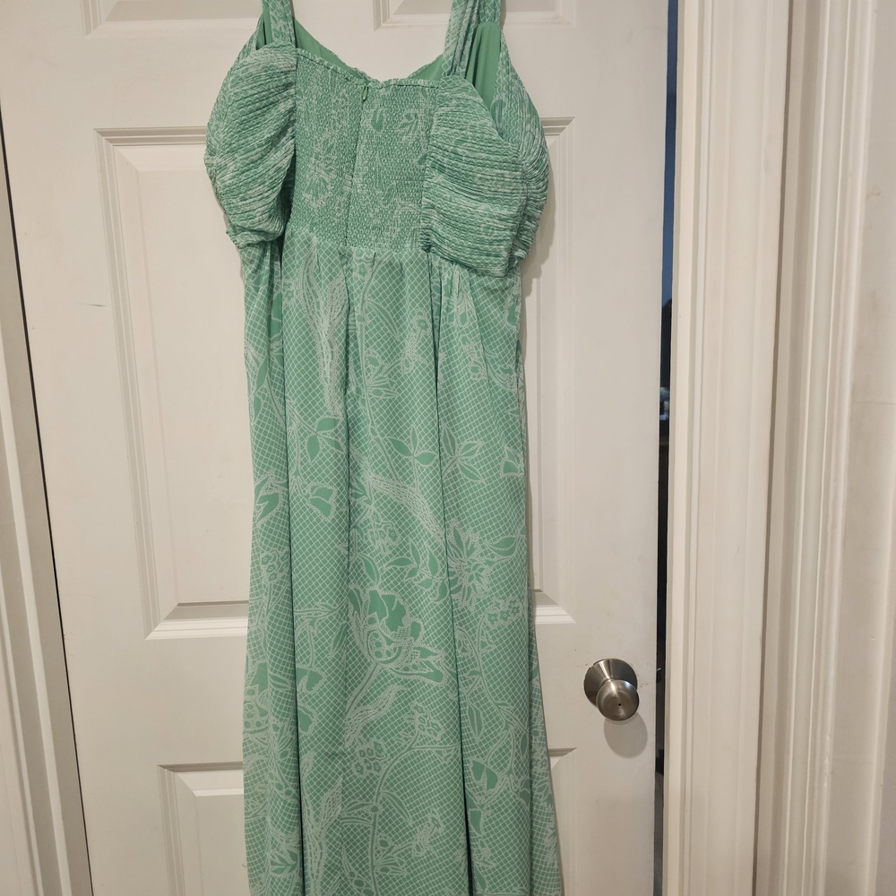 White House Black Market Green Dress